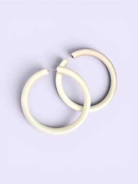 NIB White Carmen Sol Jenny "Weightless" Hoops